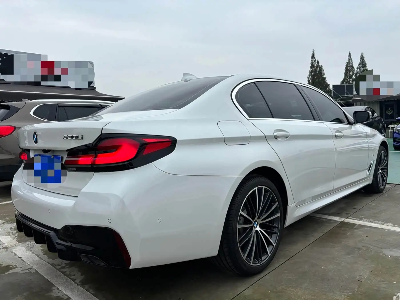 BMW 5 Series 2021 — Photo 13/15