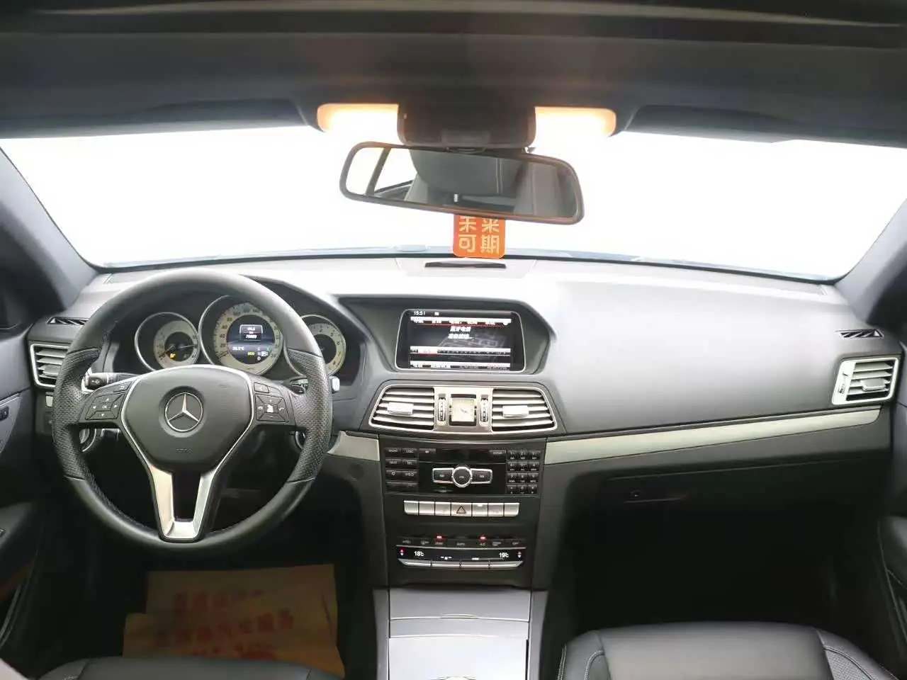 Mercedes-Benz E-Class 2015 — Фото 11/16