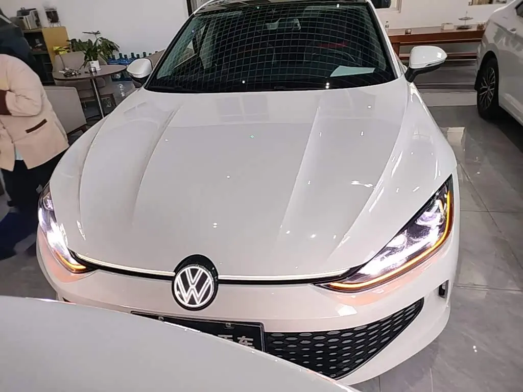 Volkswagen Lamando 2024 — Photo 3/20