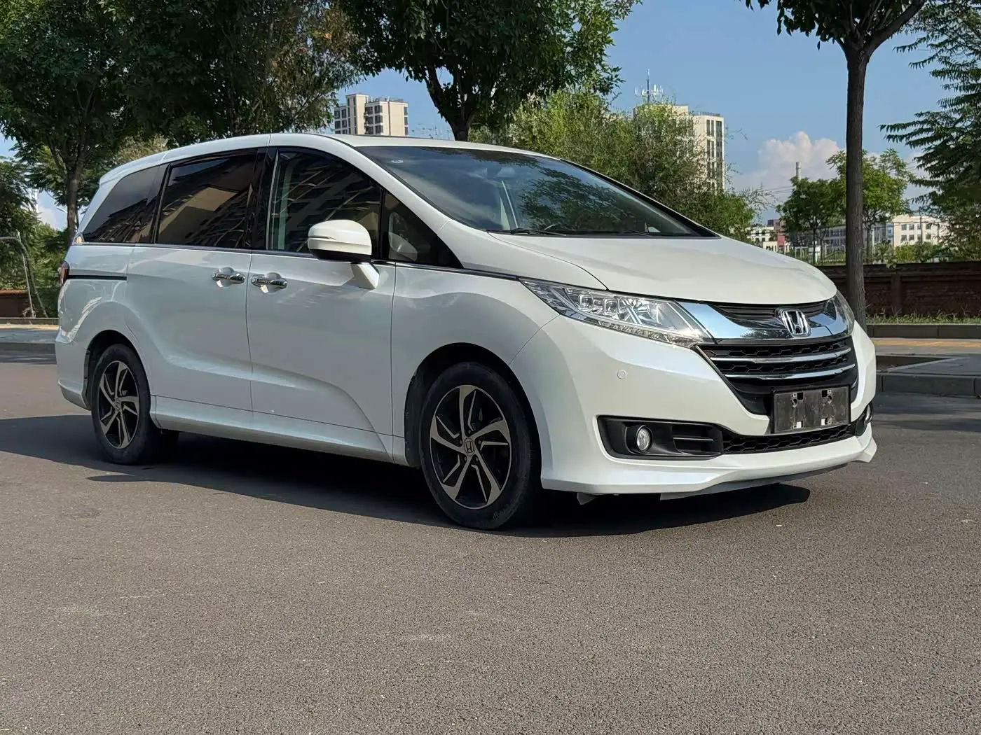 Honda Odyssey 2018 — Photo 3/14