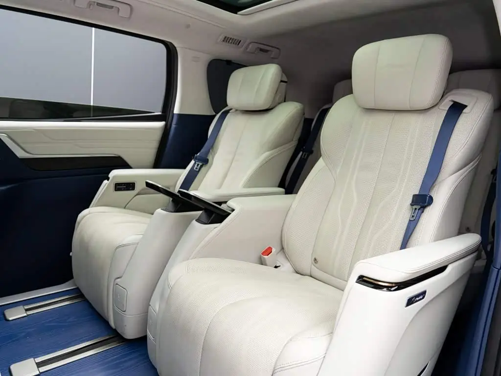 Buick Century 2023 — Photo 11/18