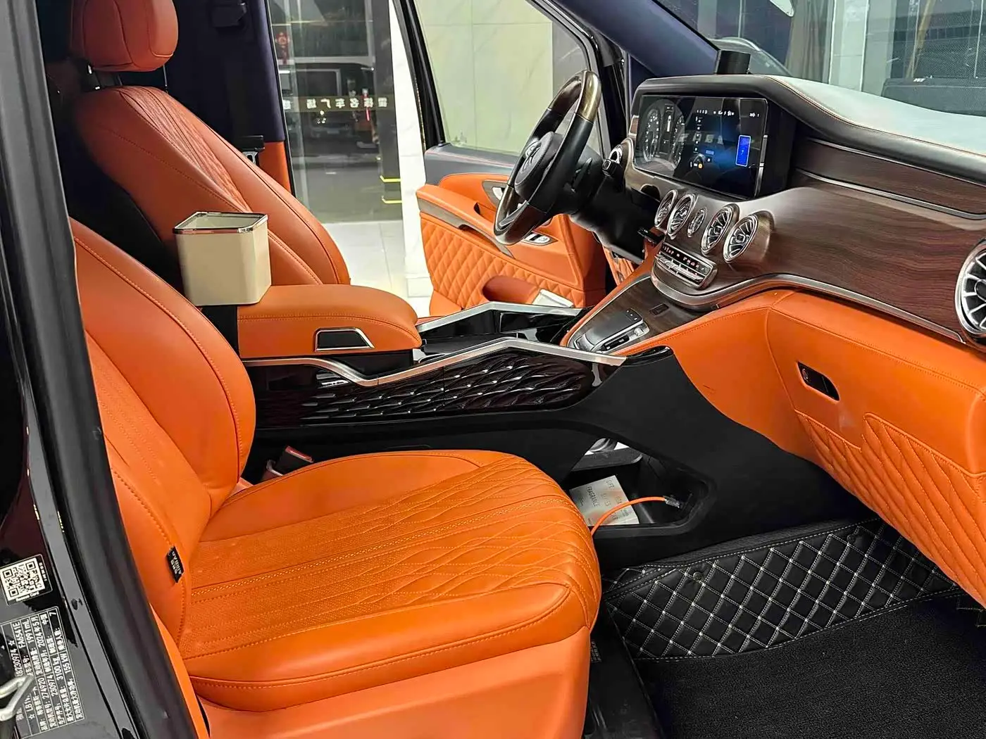 Mercedes-Benz Vito 2024 — Photo 12/16