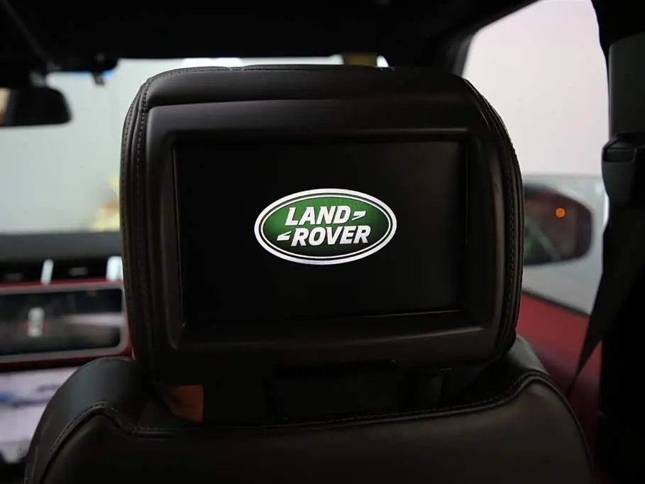 Land Rover Range Rover Sport 2017 — Фото 12/17