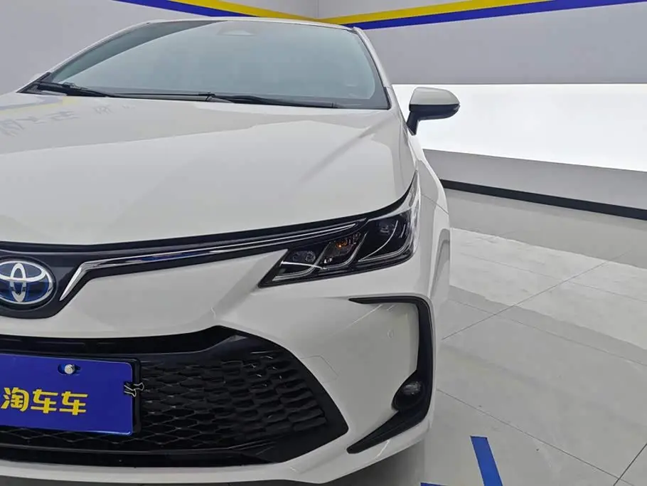 Toyota Corolla 2024 — Photo 5/16