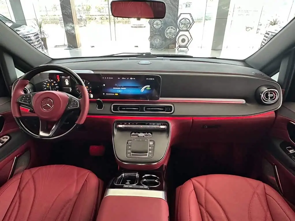 Mercedes-Benz Vito 2020 — Photo 6/20