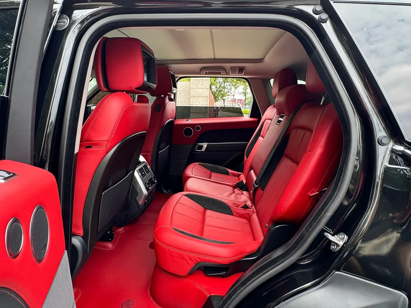 Land Rover Range Rover Sport 2020 — Фото 10/20