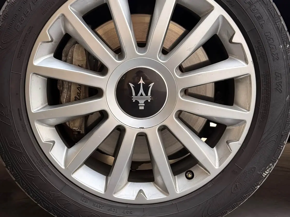 Maserati Ghibli 2017 — Şəkil 7/13
