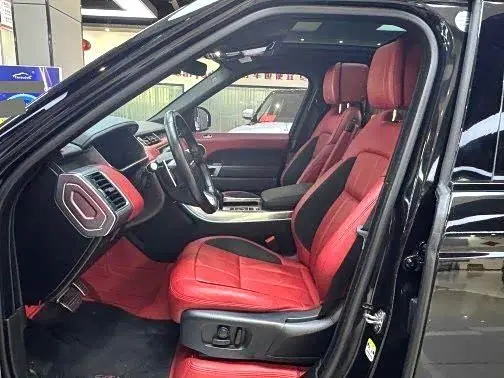 Land Rover Range Rover Sport 2021 — Photo 4/11