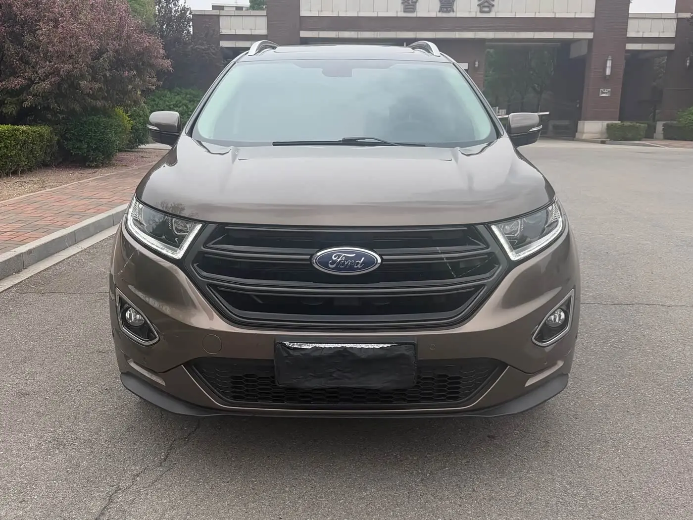 Ford Edge 2018 — ფოტო 2/17