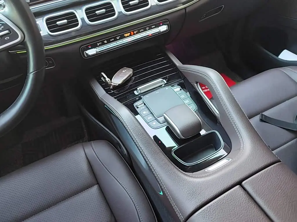Mercedes-Benz GLE 2023 — Фото 14/20