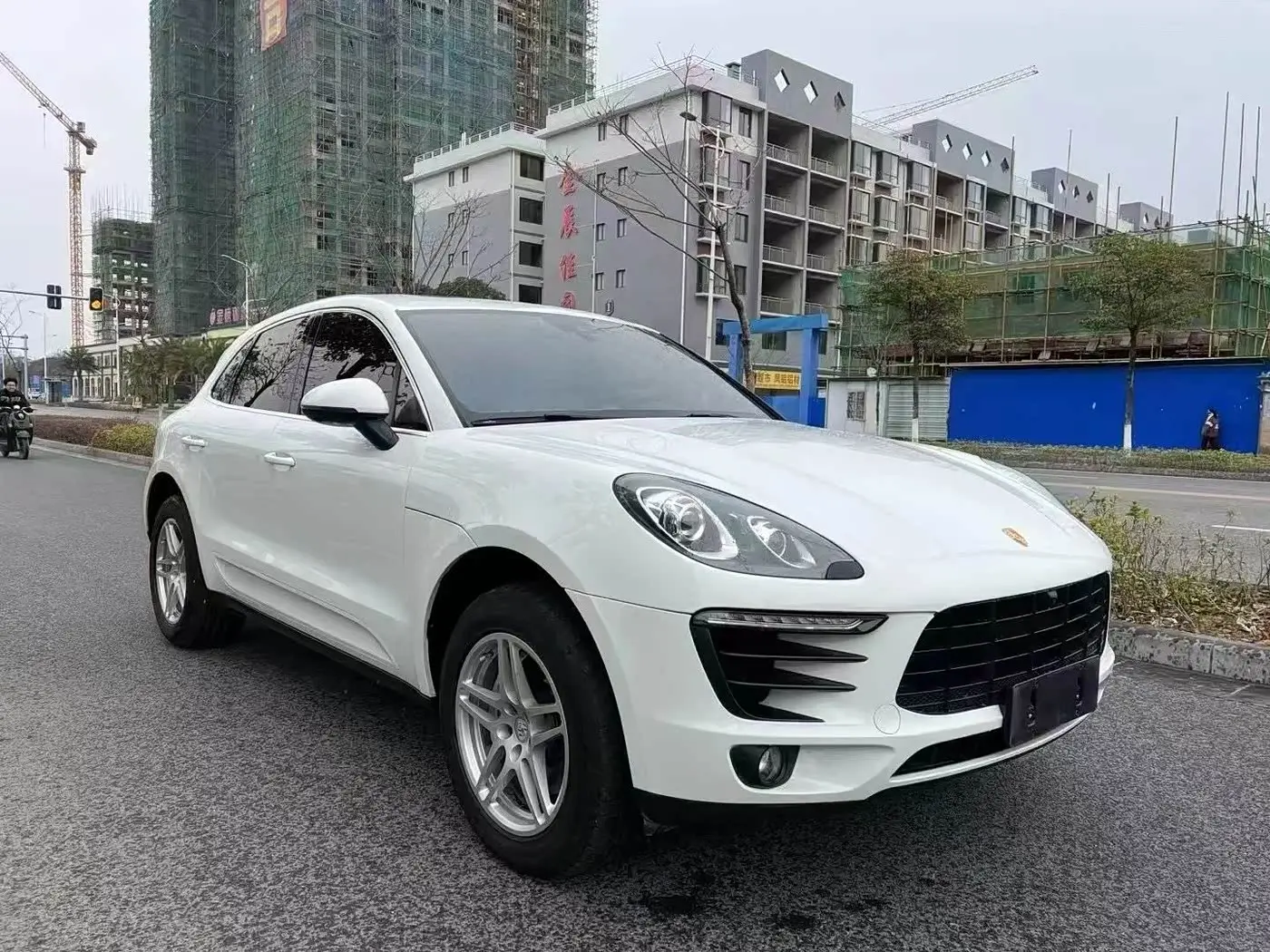 Porsche Macan 2017 — Photo 3/9