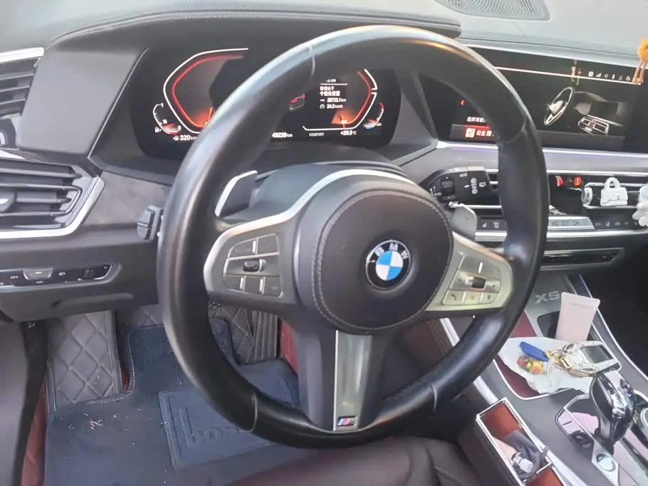 BMW X5 2022 — Photo 15/16