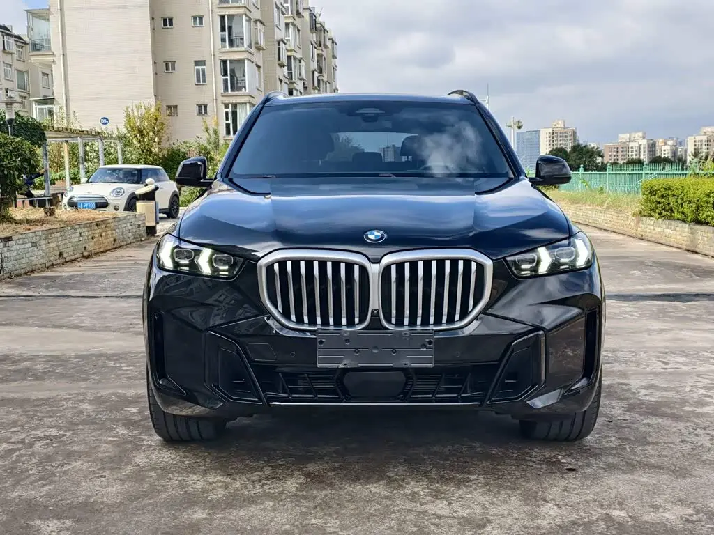 BMW X5 2024 — Photo 2/11