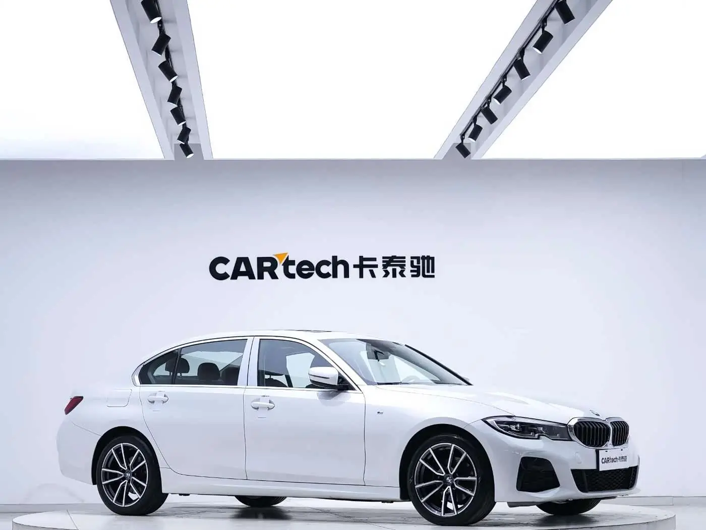 BMW 3 Series 2021 — Photo 7/20