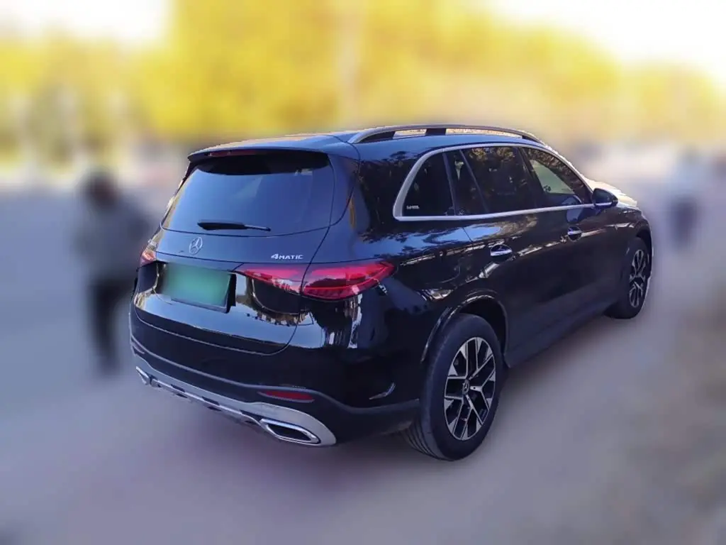 Mercedes-Benz GLC 2024 — Photo 4/20