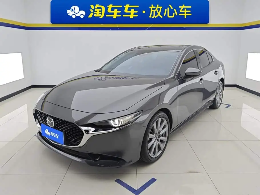 Mazda Mazda3 Axela 2024 — Photo 1/16