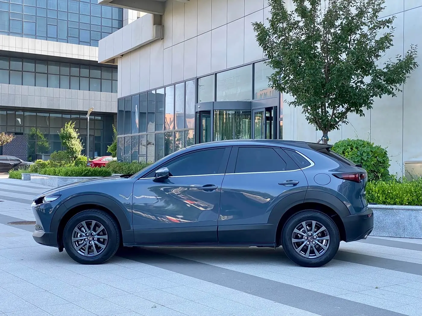 Mazda CX-30 2024 — Фото 10/17
