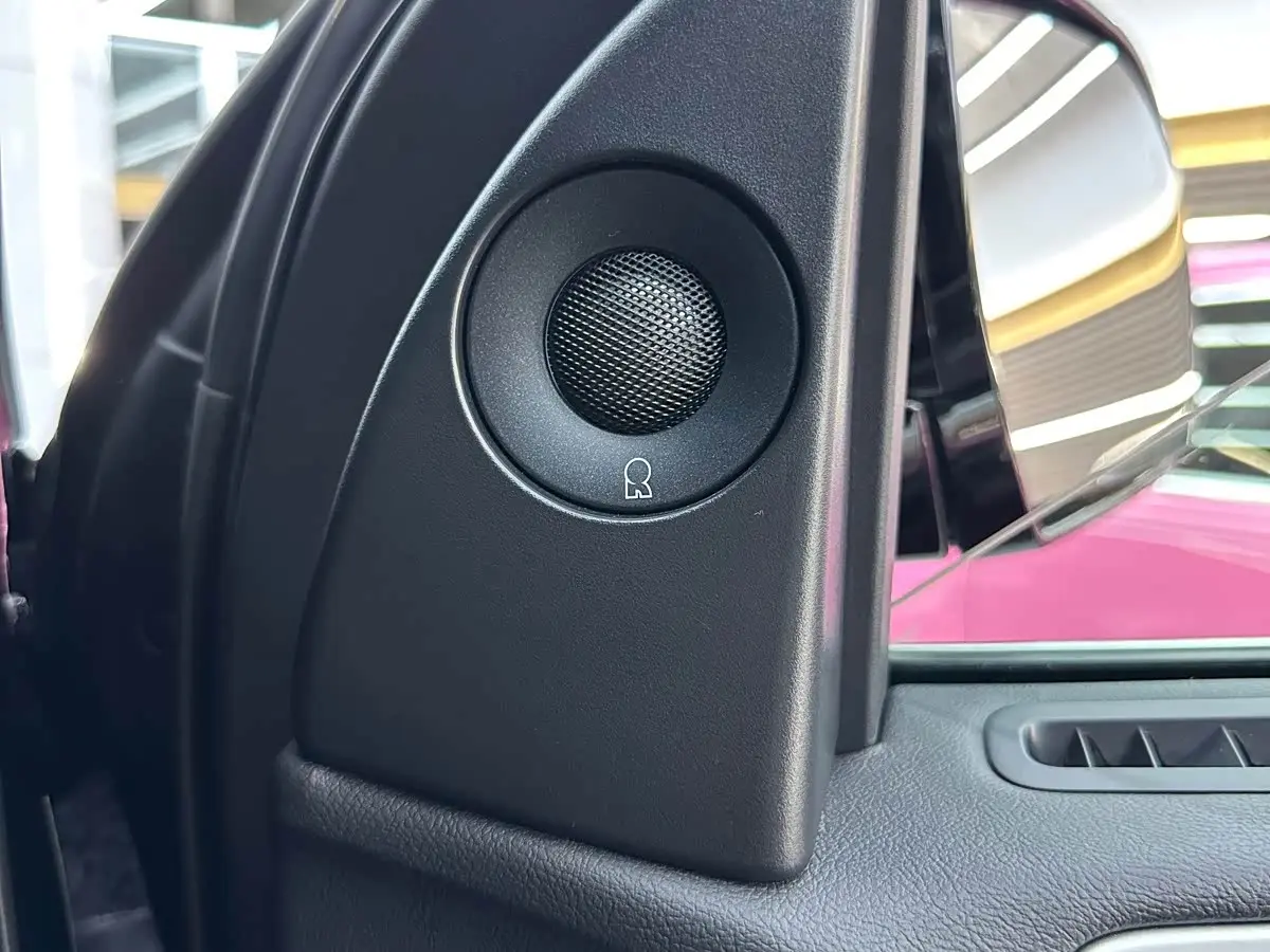 Lincoln Navigator 2018 — Photo 17/20