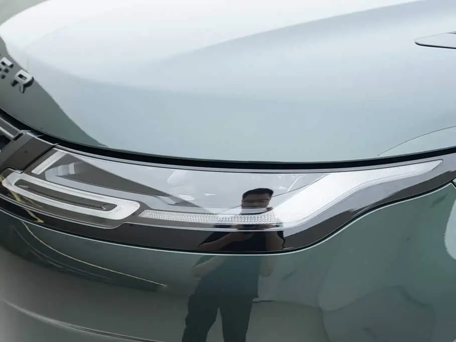 Land Rover Range Rover Evoque 2026 — Фото 13/19