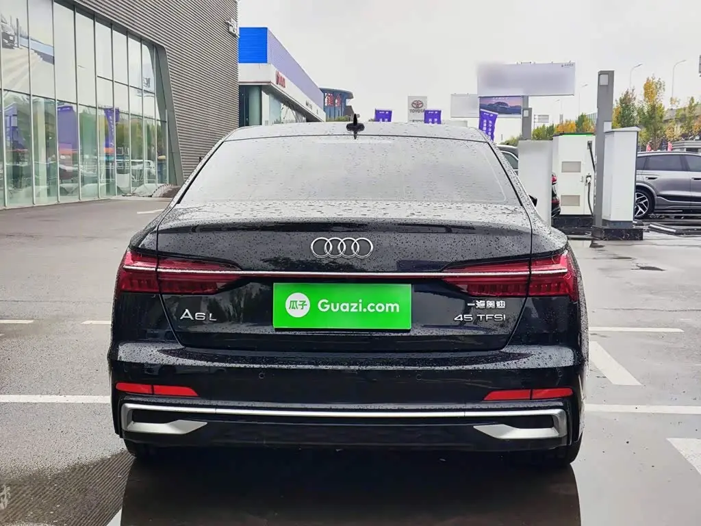 Audi A6L 2025 — Фото 5/19