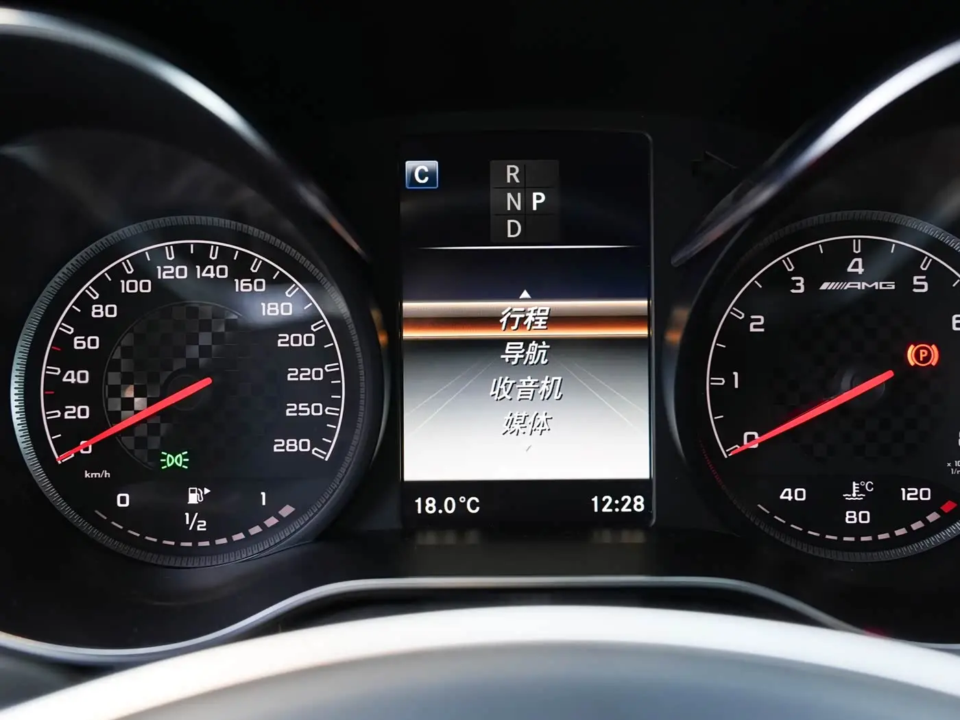 Mercedes-Benz GLC Coupe AMG 2019 — Photo 12/17
