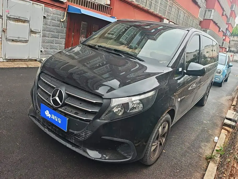 Mercedes-Benz Vito 2024 — Photo 1/16
