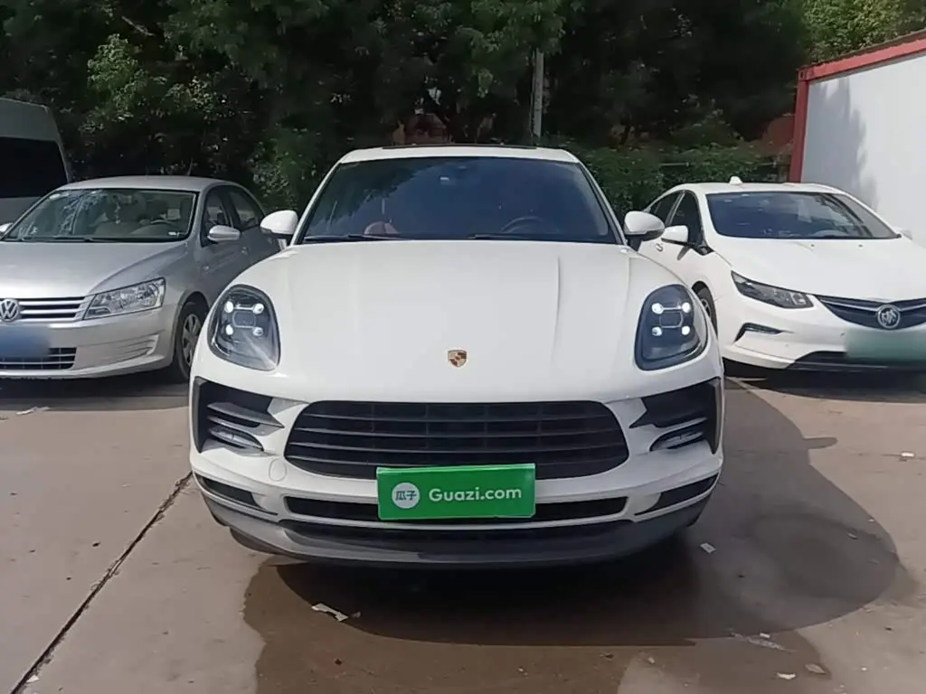 Porsche Macan 2019 — Photo 3/20