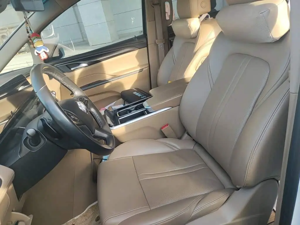 Buick GL8 2021 — Photo 16/20