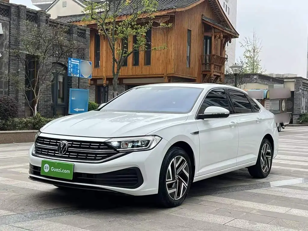 Volkswagen Sagitar, 2025