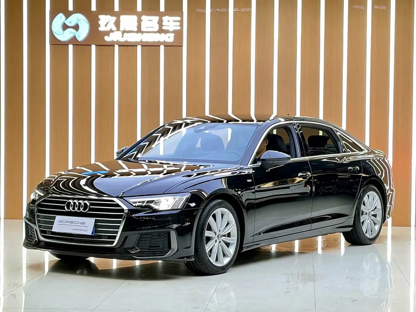 Audi A6L 2021 — Şəkil 1/20
