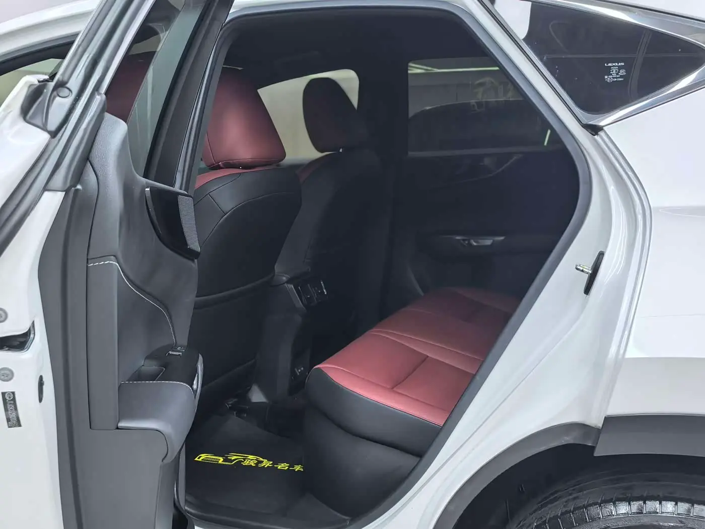 Lexus NX 2023 — Photo 11/20