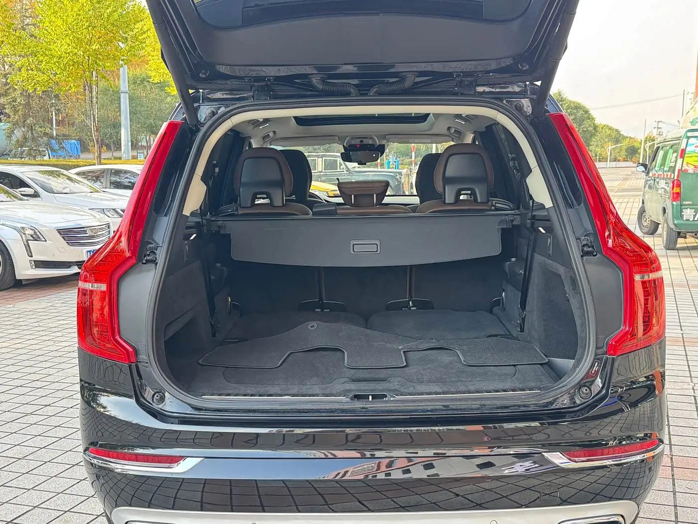 Volvo XC90 2019 — Photo 18/20