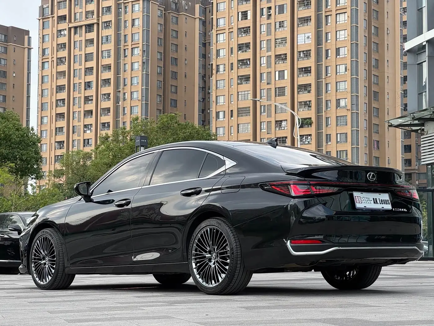 Lexus ES 2025 — ფოტო 4/13