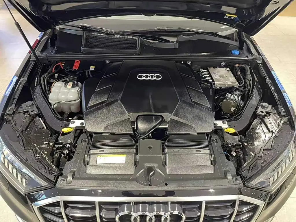 Audi Q7 2021 — Фото 9/9