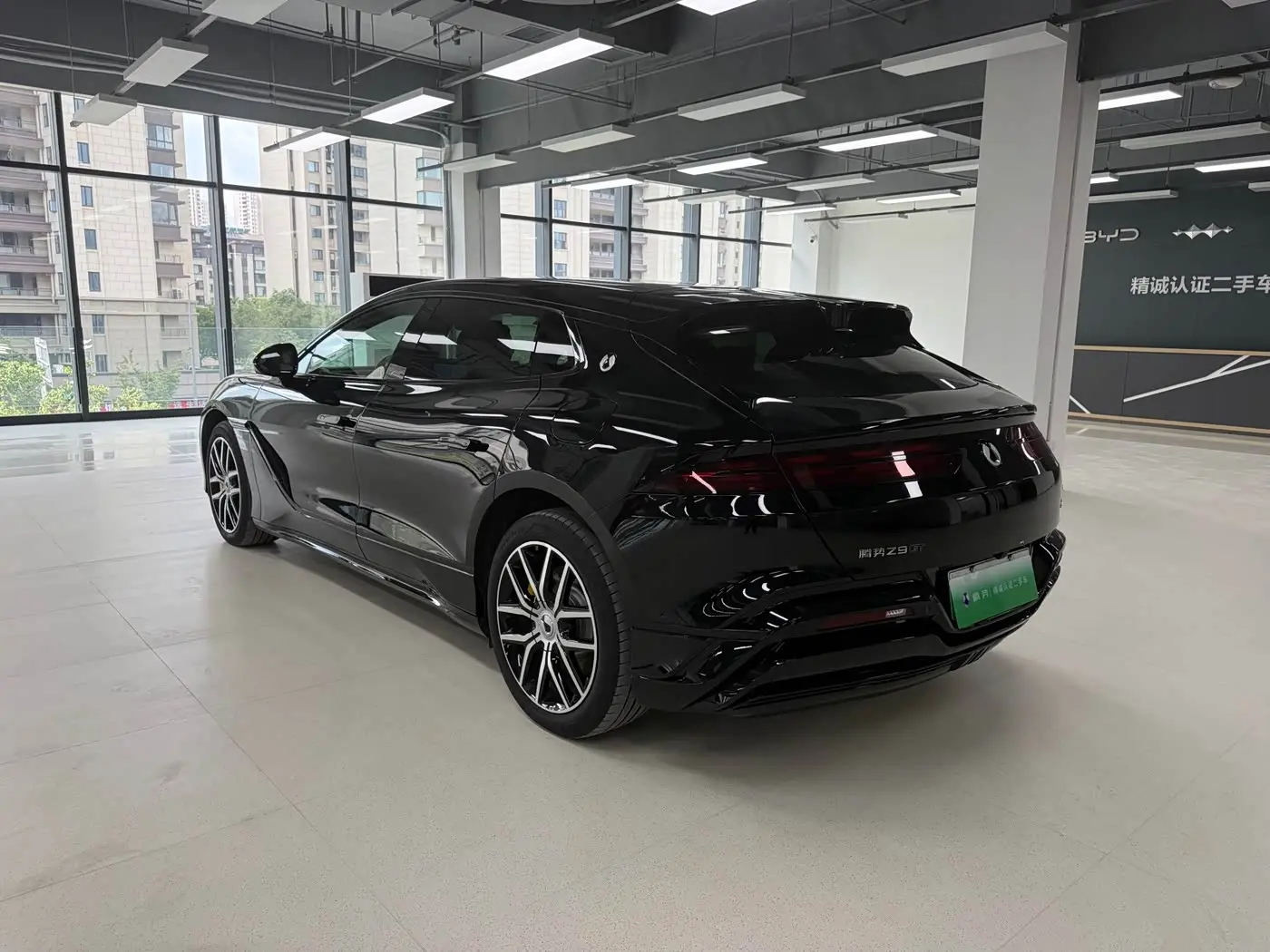 Denza Z9GT 2026 — Photo 5/14