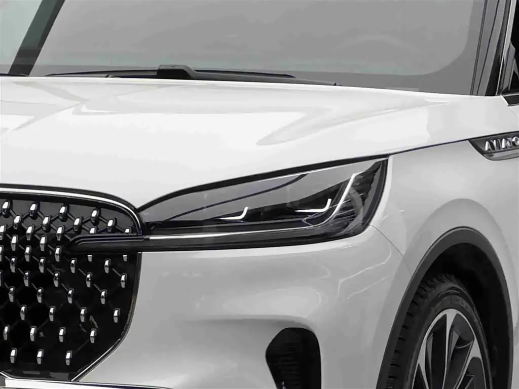 Lincoln Aviator 2024 — Şəkil 3/18