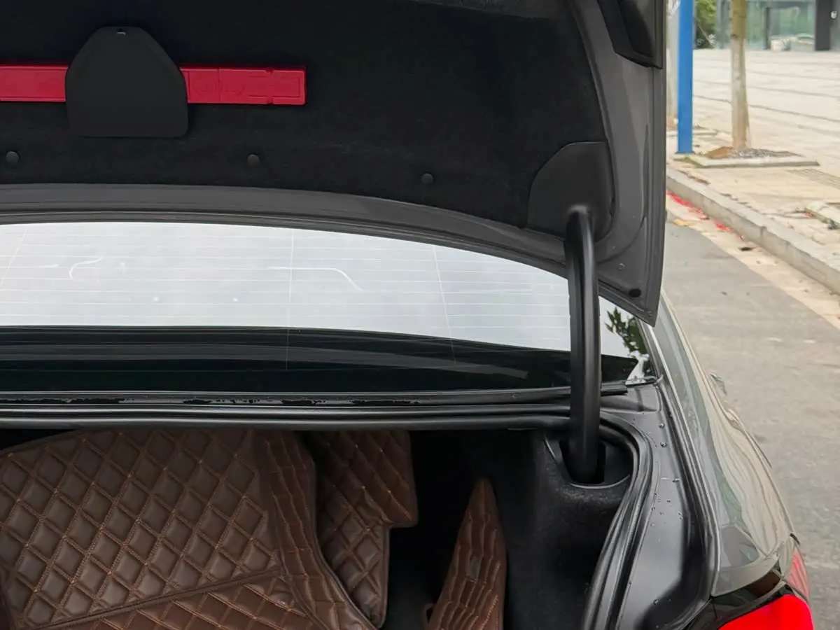 BMW 5 Series 2021 — Şəkil 16/20