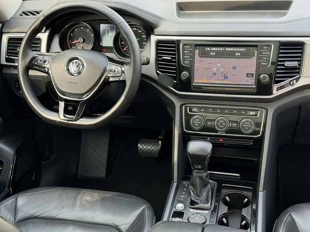 Volkswagen Teramont 2018 — Photo 5/19