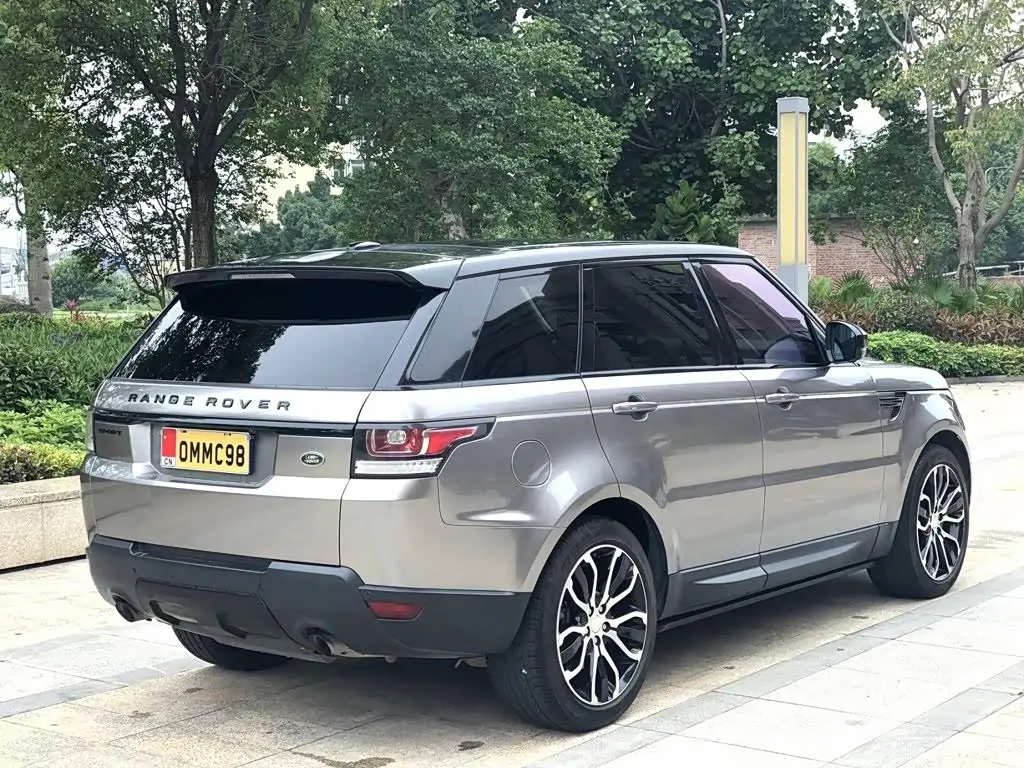 Land Rover Range Rover Sport 2017 — Фото 7/11