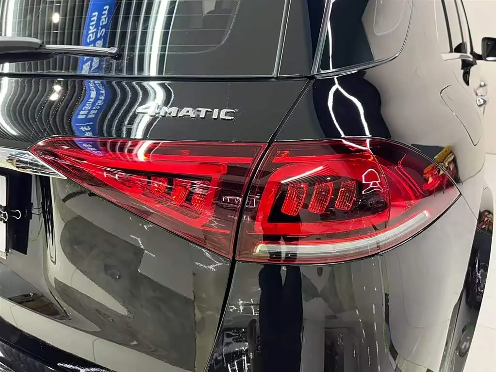Mercedes-Benz GLE 2021 — Photo 14/14