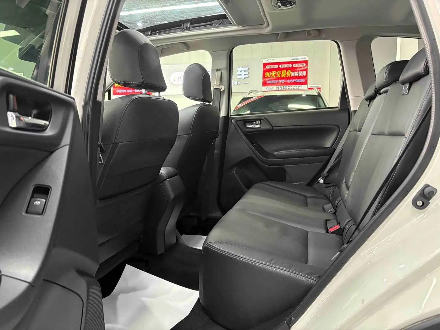Subaru Forester 2016 — Фото 12/16