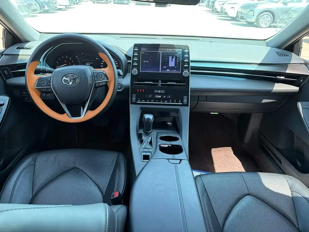 Toyota Avalon 2022 — Şəkil 9/19