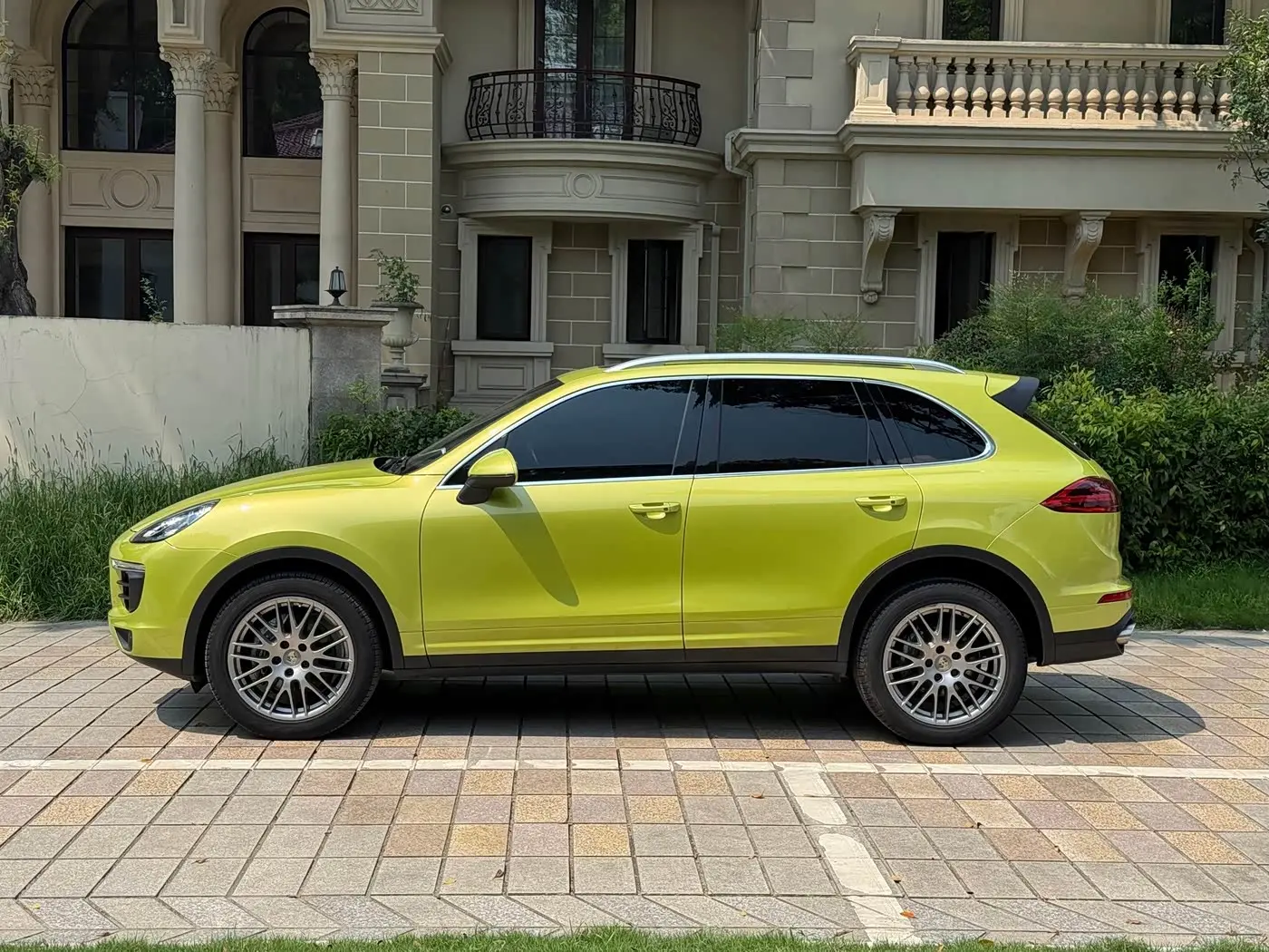 Porsche Cayenne 2015 — Photo 3/9