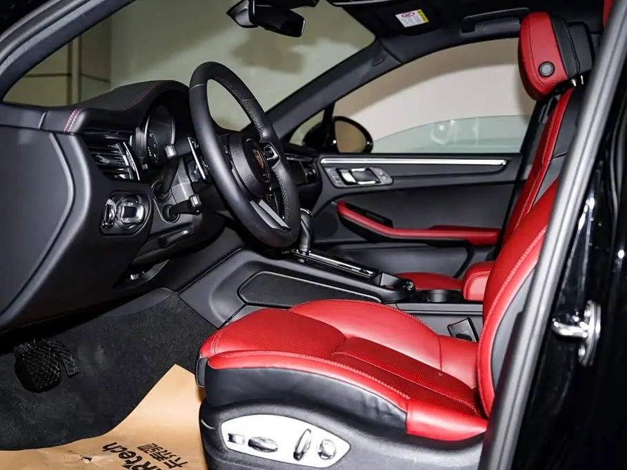 Porsche Macan 2025 — Photo 14/20