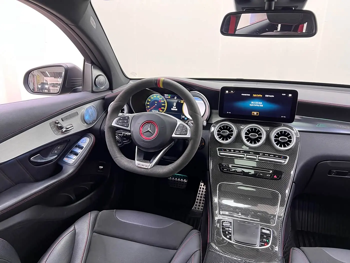 Mercedes-Benz GLC Coupe AMG 2018 — Фото 15/20