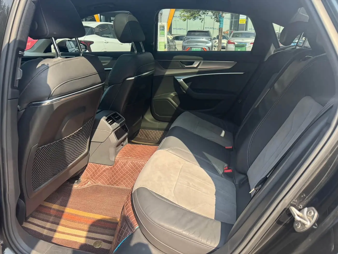 Audi A6L 2021 — Şəkil 7/14