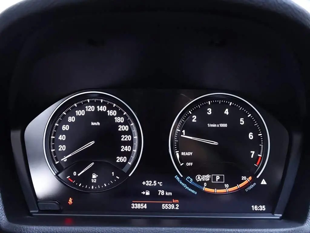 BMW X1 2022 — Фото 15/20