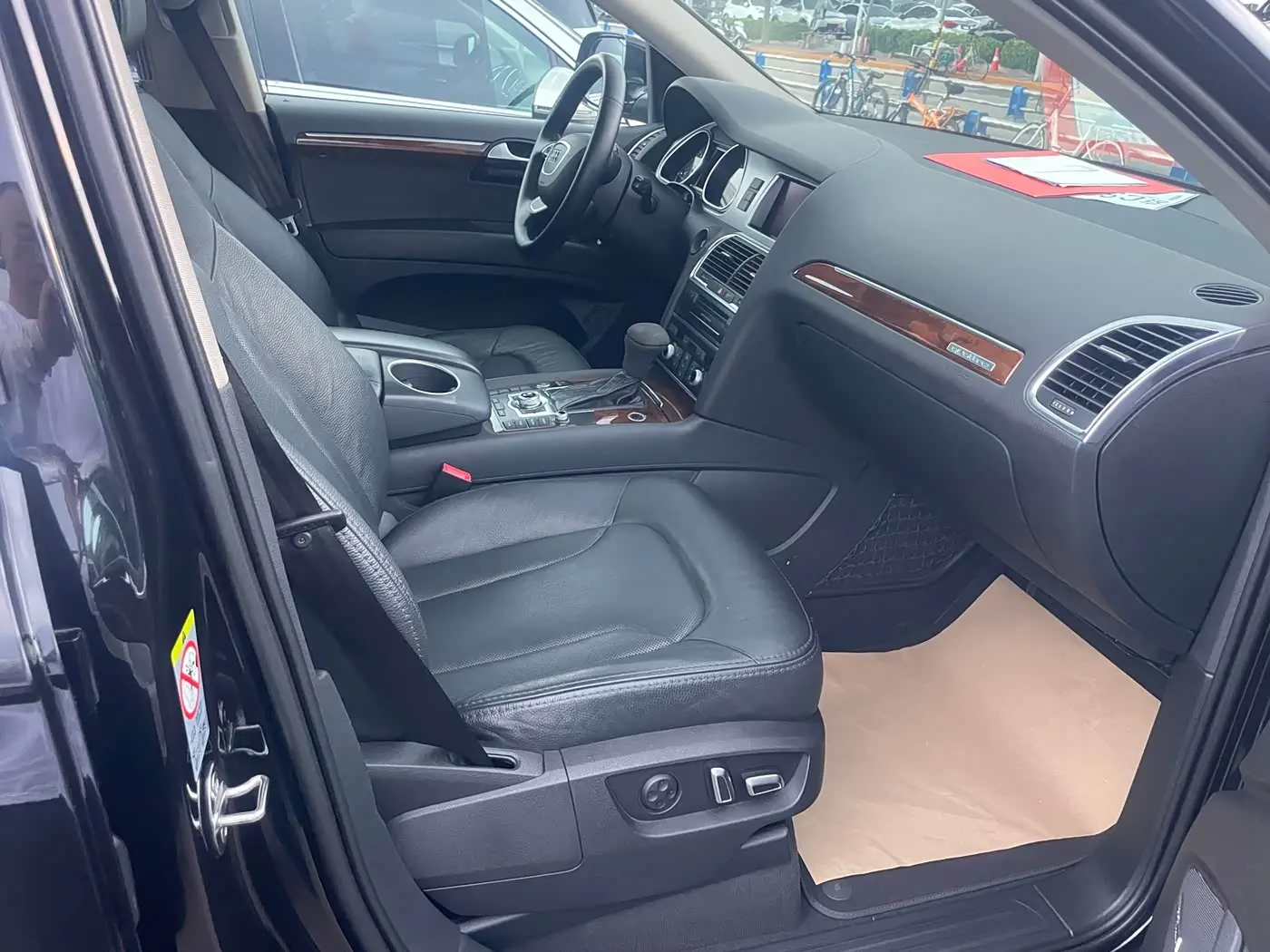 Audi Q7 2013 — Photo 15/17