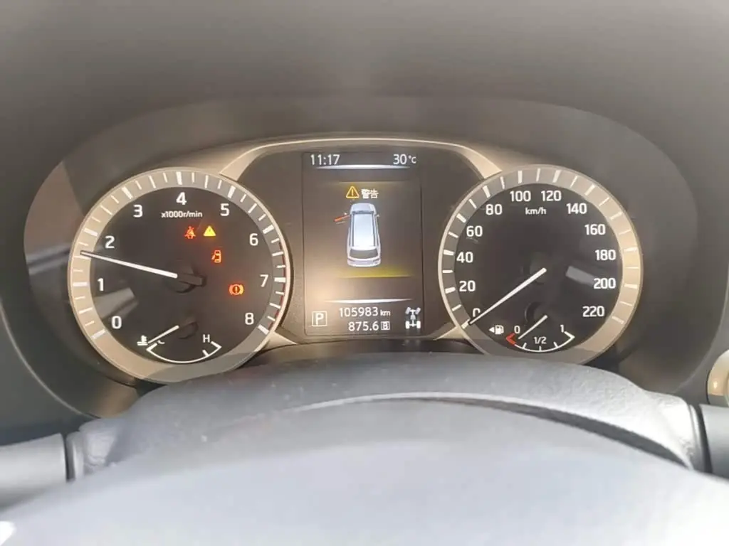 Nissan Terra 2022 — Photo 12/20