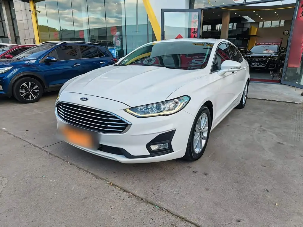 Ford Mondeo 2020 — ფოტო 2/11